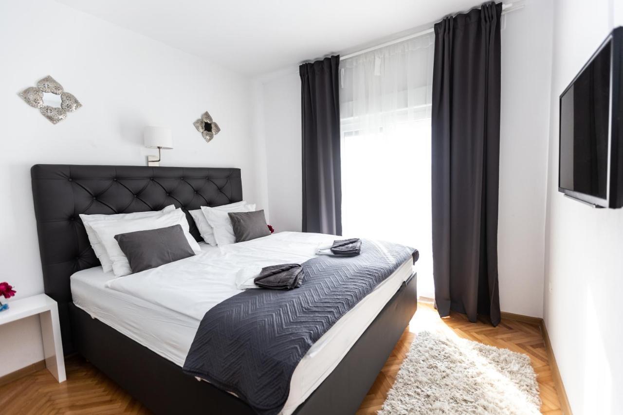 Luxury Apartments Mia Podstrana Exterior photo