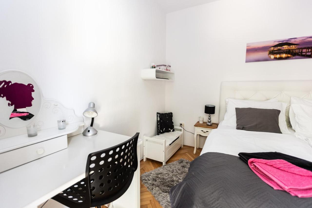 Luxury Apartments Mia Podstrana Exterior photo