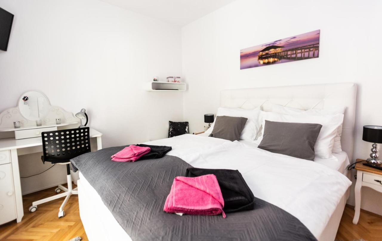 Luxury Apartments Mia Podstrana Exterior photo